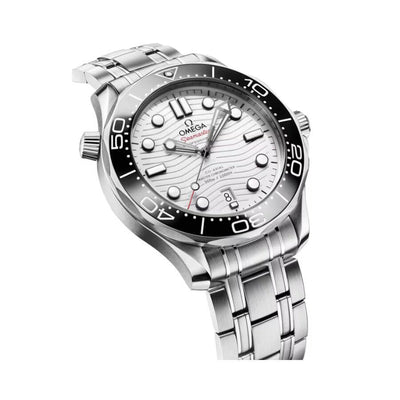 Omega Seamaster Diver White Calibre 8800