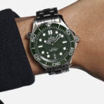 Omega Seamaster Diver Green Swiss ETA Super Clone Replica